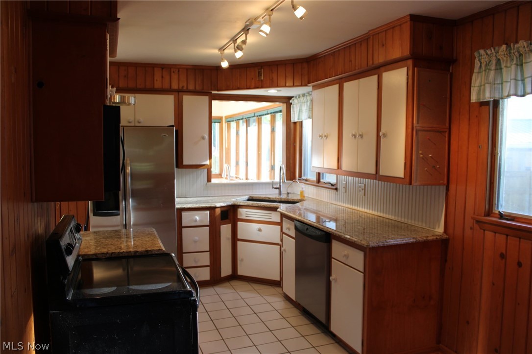 226 Willowwood Drive Chippewa Lake OH 44215