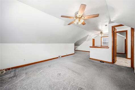 285 E 327th Willowick OH 44095