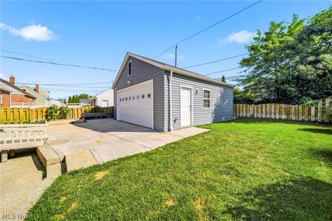 285 E 327th Willowick OH 44095