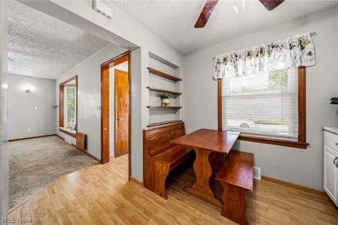285 E 327th Willowick OH 44095
