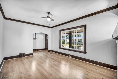 4881 107th Street Garfield Heights OH 44125