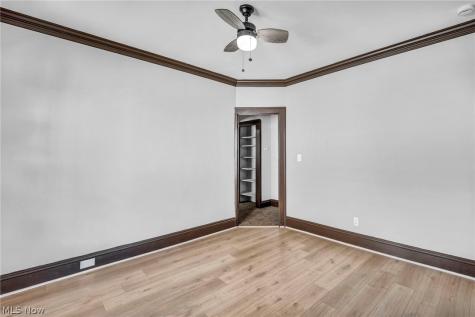 4881 107th Street Garfield Heights OH 44125