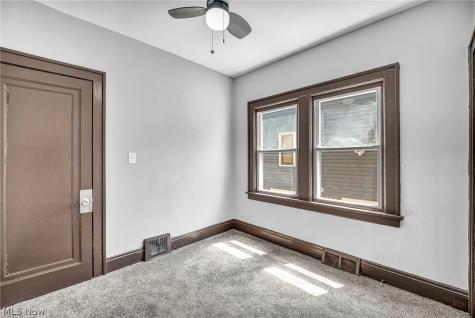 4881 107th Street Garfield Heights OH 44125