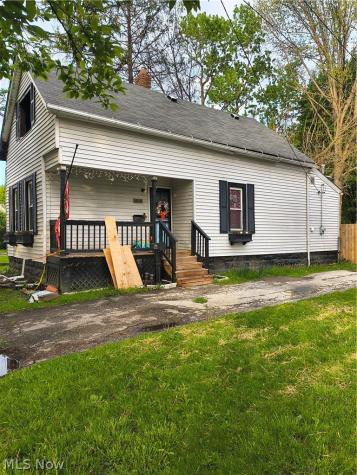 5910 Cable Avenue Cleveland OH 44127