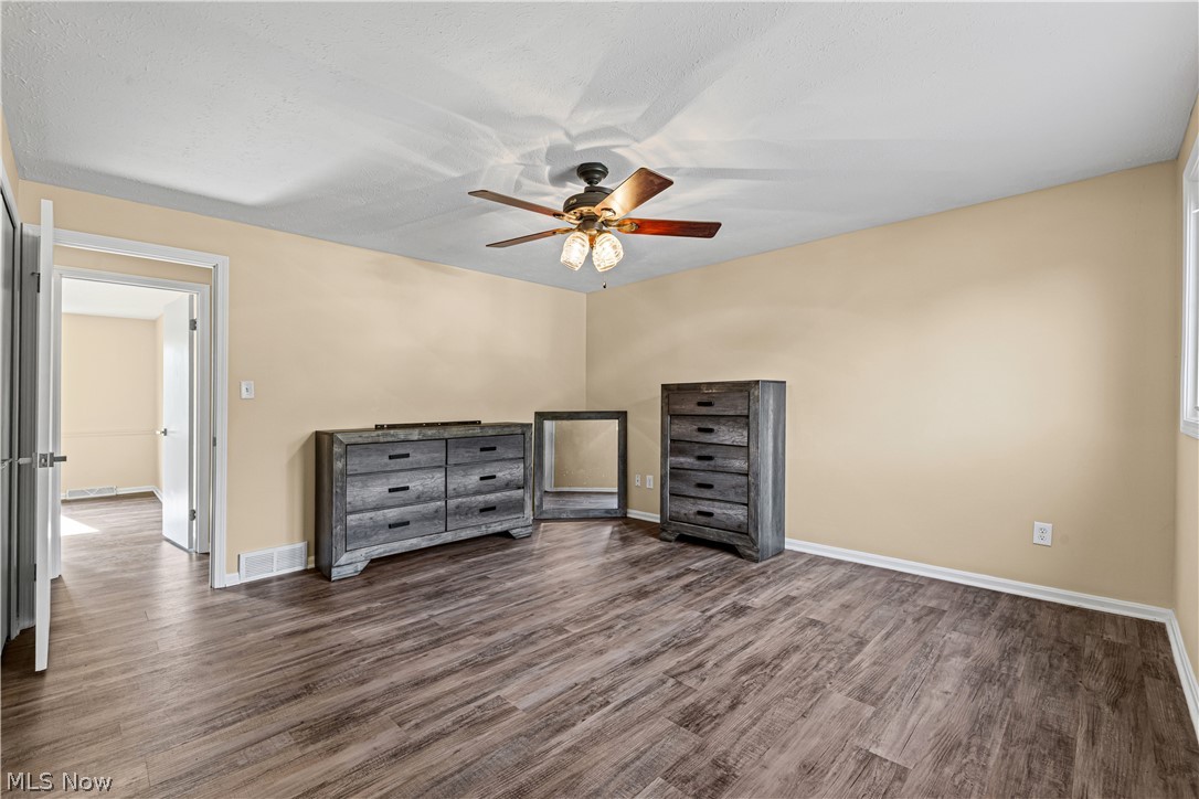 7879 Cresthill Drive Seven Hills OH 44131