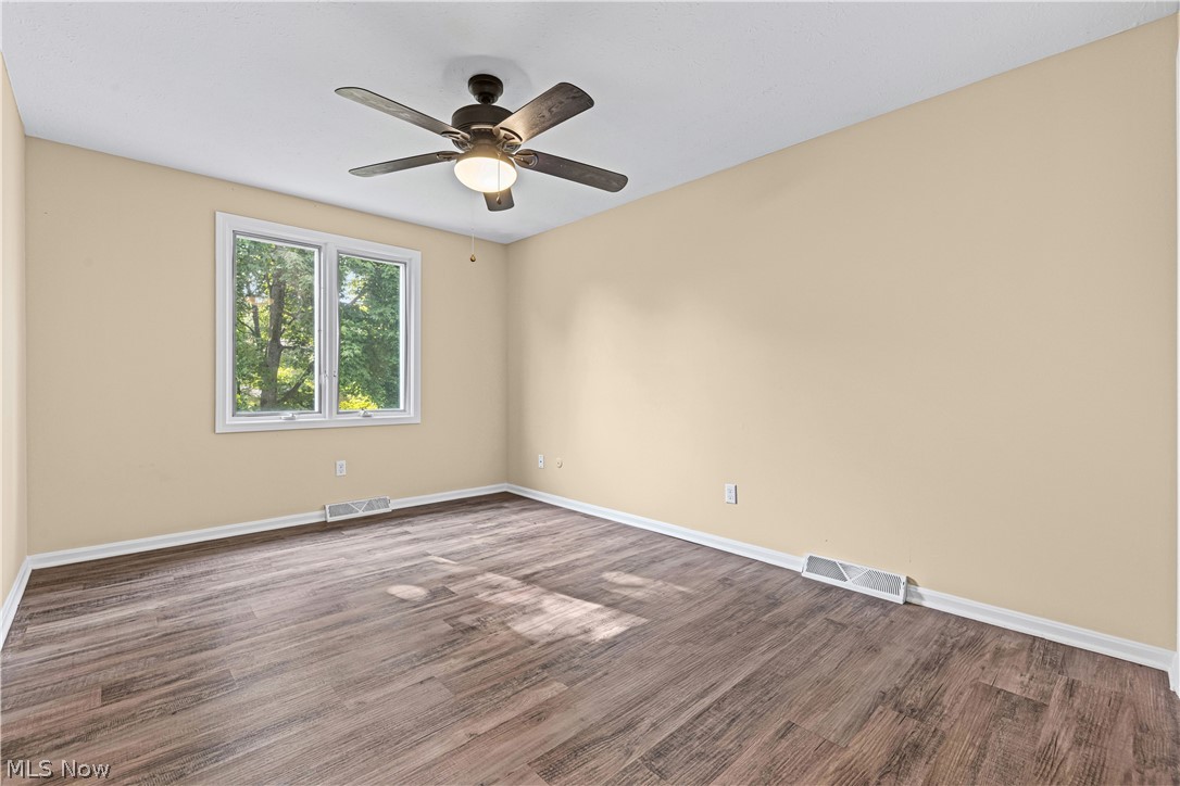 7879 Cresthill Drive Seven Hills OH 44131