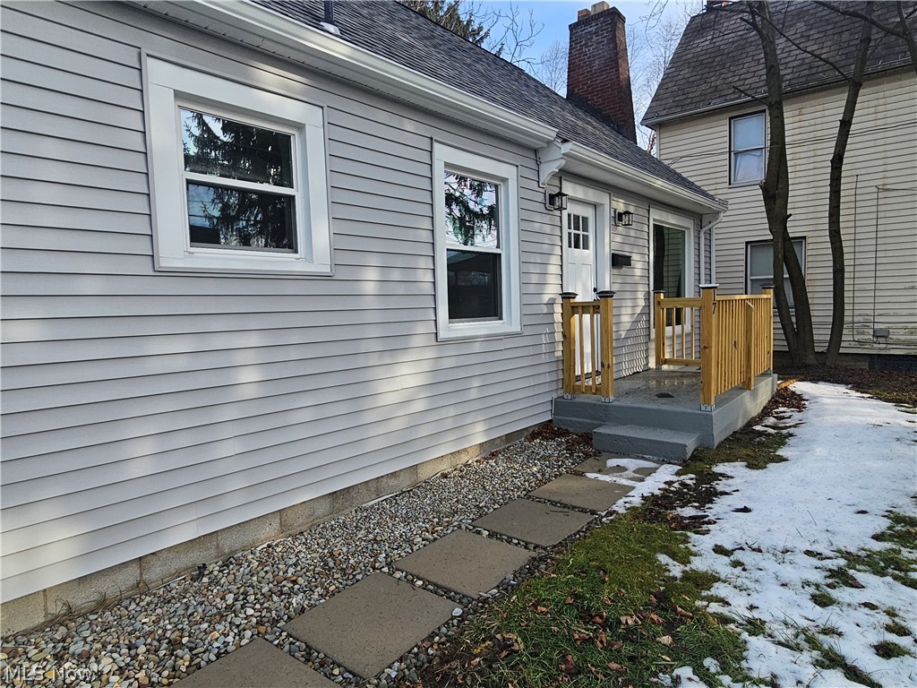 17 N Richview Avenue Youngstown OH 44509
