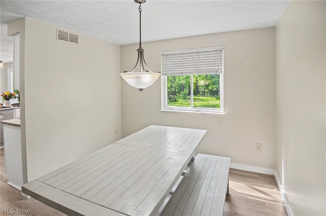 9252 Briarbrook Drive NE Howland OH 44484