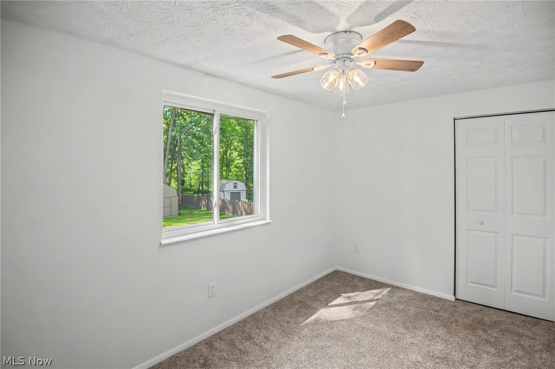 9252 Briarbrook Drive NE Howland OH 44484