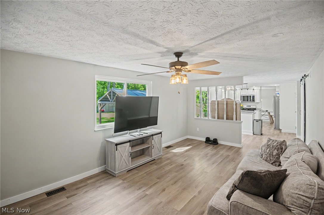 9252 Briarbrook Drive NE Howland OH 44484