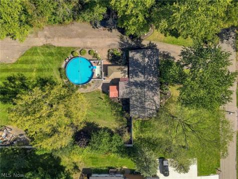 7445 Braucher Street NW North Canton OH 44720