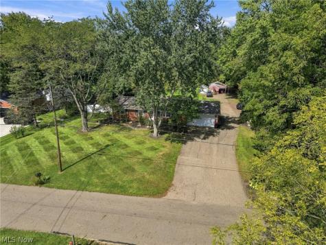 7445 Braucher Street NW North Canton OH 44720