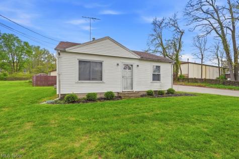 39 Castle Drive Stow OH 44262