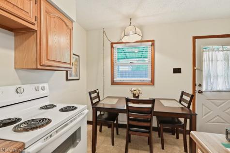 39 Castle Drive Stow OH 44262