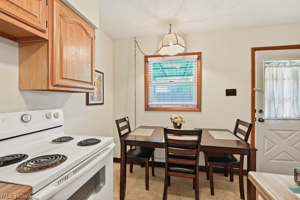 39 Castle Drive Stow OH 44262