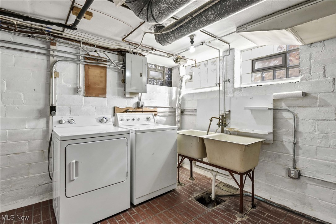 3445 W 152 Street Cleveland OH 44111