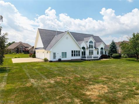 6356 Highland Green Drive Medina OH 44256