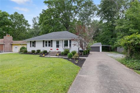 4117 Canterbury Road North Olmsted OH 44070