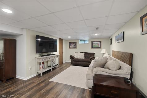4117 Canterbury Road North Olmsted OH 44070