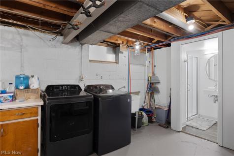 4117 Canterbury Road North Olmsted OH 44070