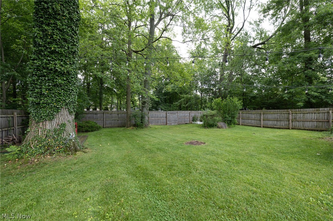4117 Canterbury Road North Olmsted OH 44070