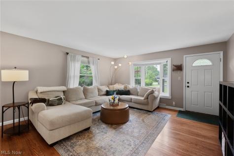 4117 Canterbury Road North Olmsted OH 44070