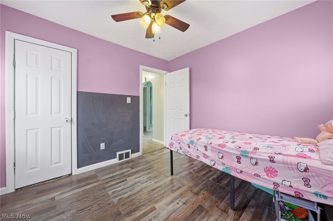 1852 Cramer Avenue Akron OH 44312