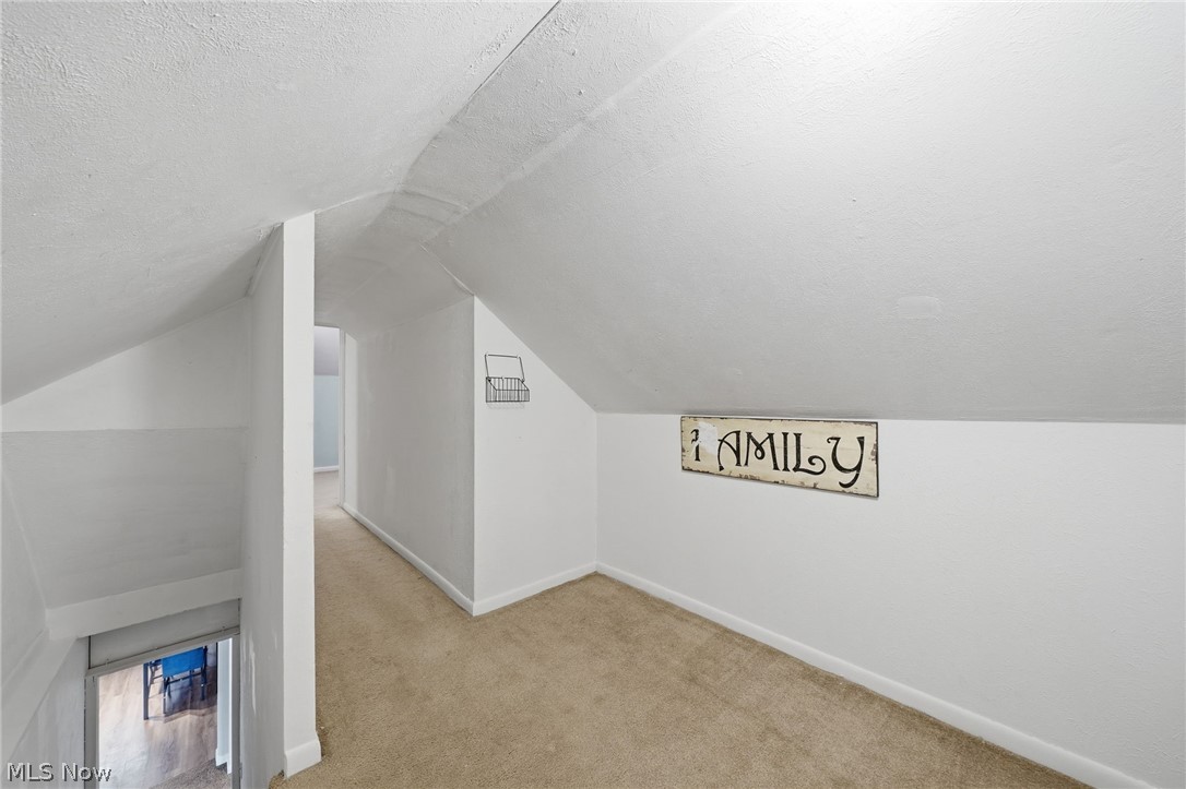 1852 Cramer Avenue Akron OH 44312