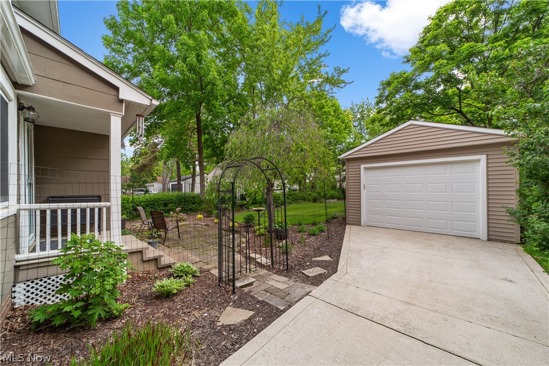 2583 Canterbury Road Cleveland Heights OH 44118