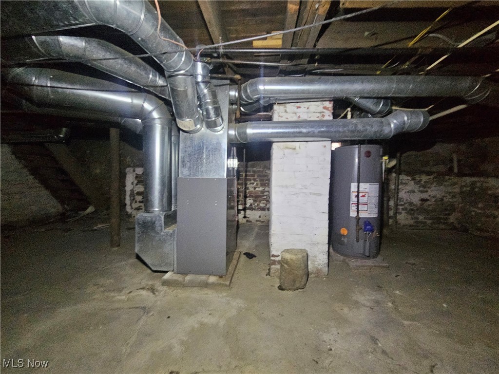 715 E 156th Street Cleveland OH 44110