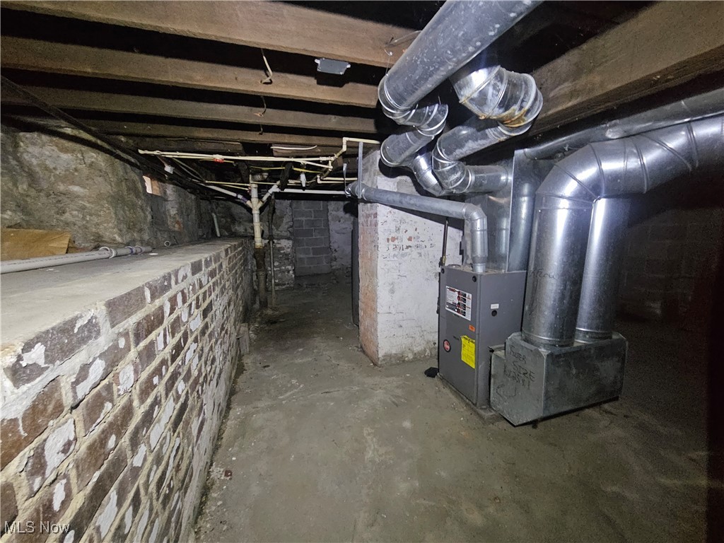 715 E 156th Street Cleveland OH 44110