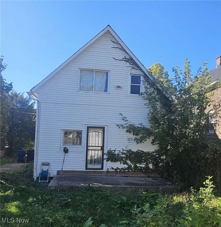 715 E 156th Street Cleveland OH 44110