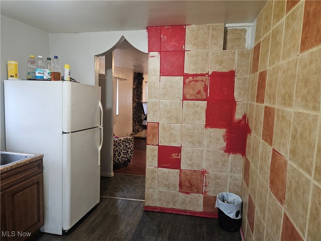 715 E 156th Street Cleveland OH 44110