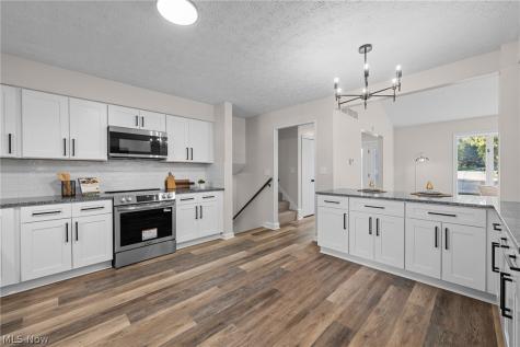 239 Indian Hills Drive Tallmadge OH 44278