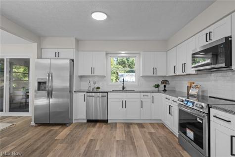 239 Indian Hills Drive Tallmadge OH 44278