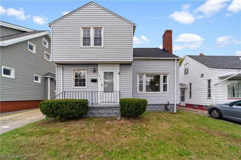 11813 Willard Avenue Garfield Heights OH 44125