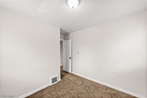 11813 Willard Avenue Garfield Heights OH 44125