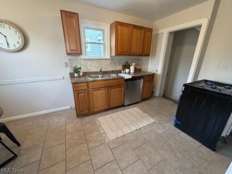 11813 Willard Avenue Garfield Heights OH 44125