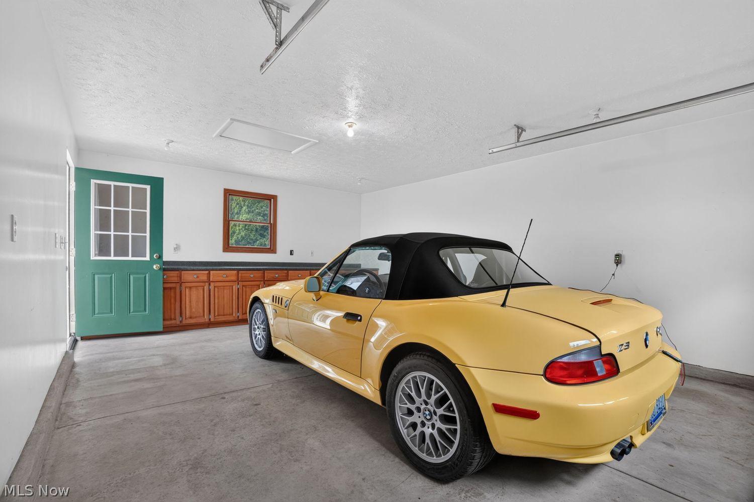 10548 Briar Hill Drive Kirtland OH 44094