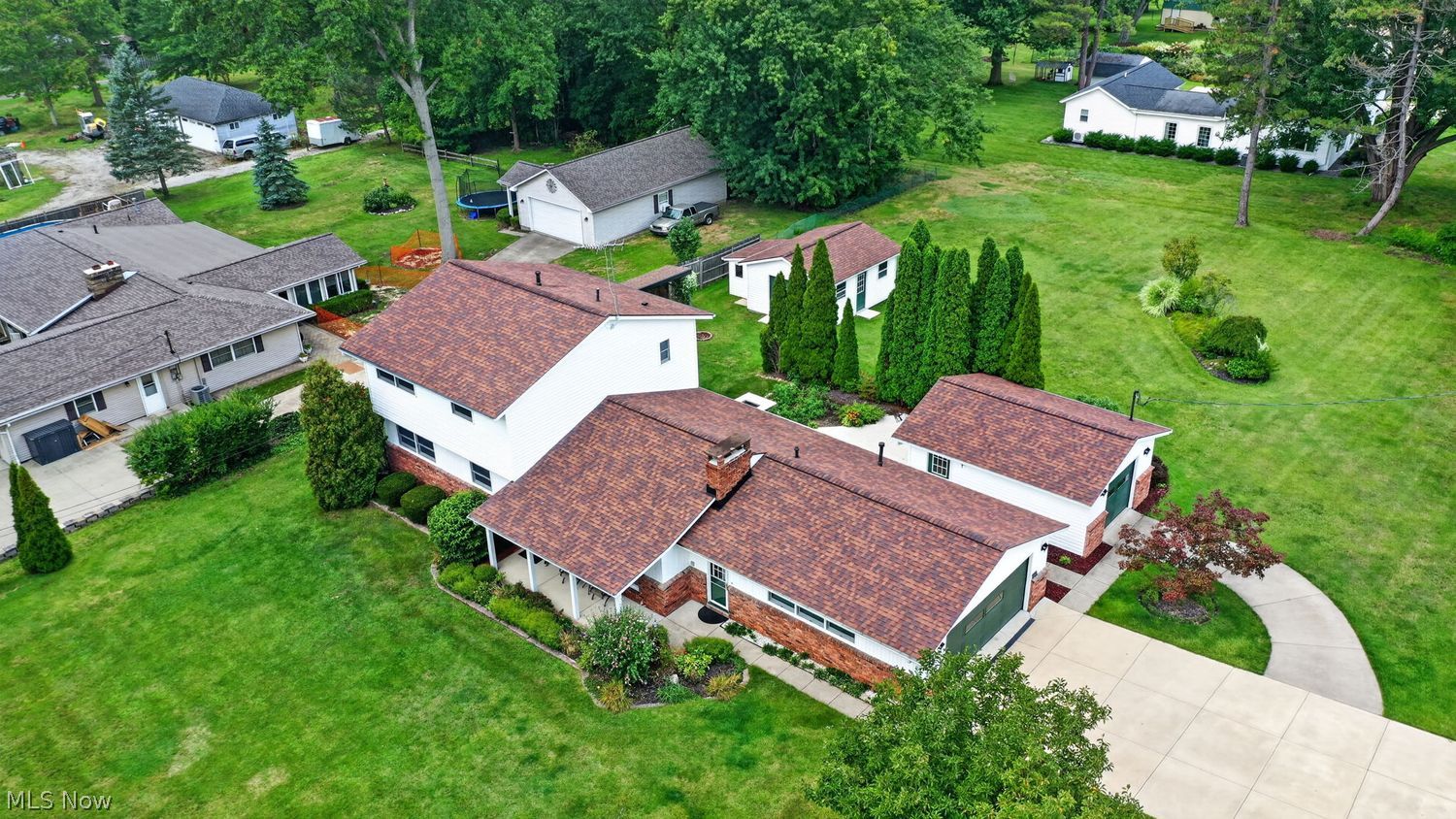 10548 Briar Hill Drive Kirtland OH 44094