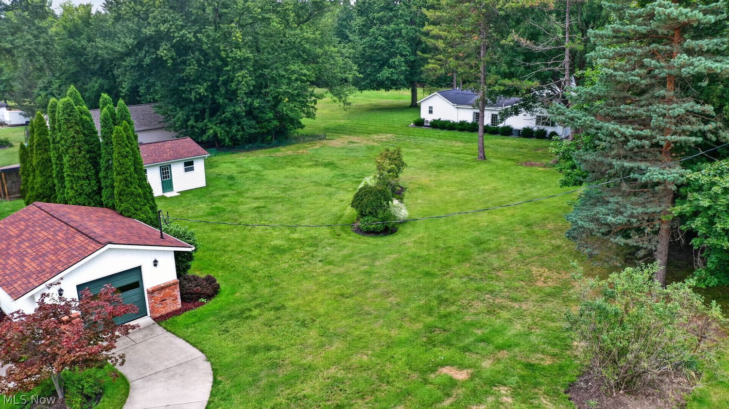 10548 Briar Hill Drive Kirtland OH 44094