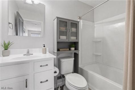 5626 Burlington Drive Chippewa Lake OH 44215