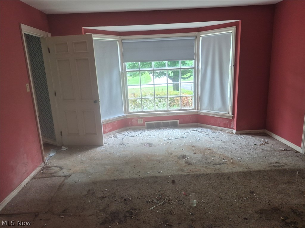 24700 Bryden Road Beachwood OH 44122