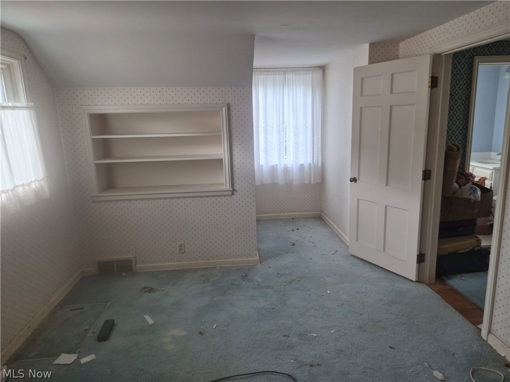 24700 Bryden Road Beachwood OH 44122