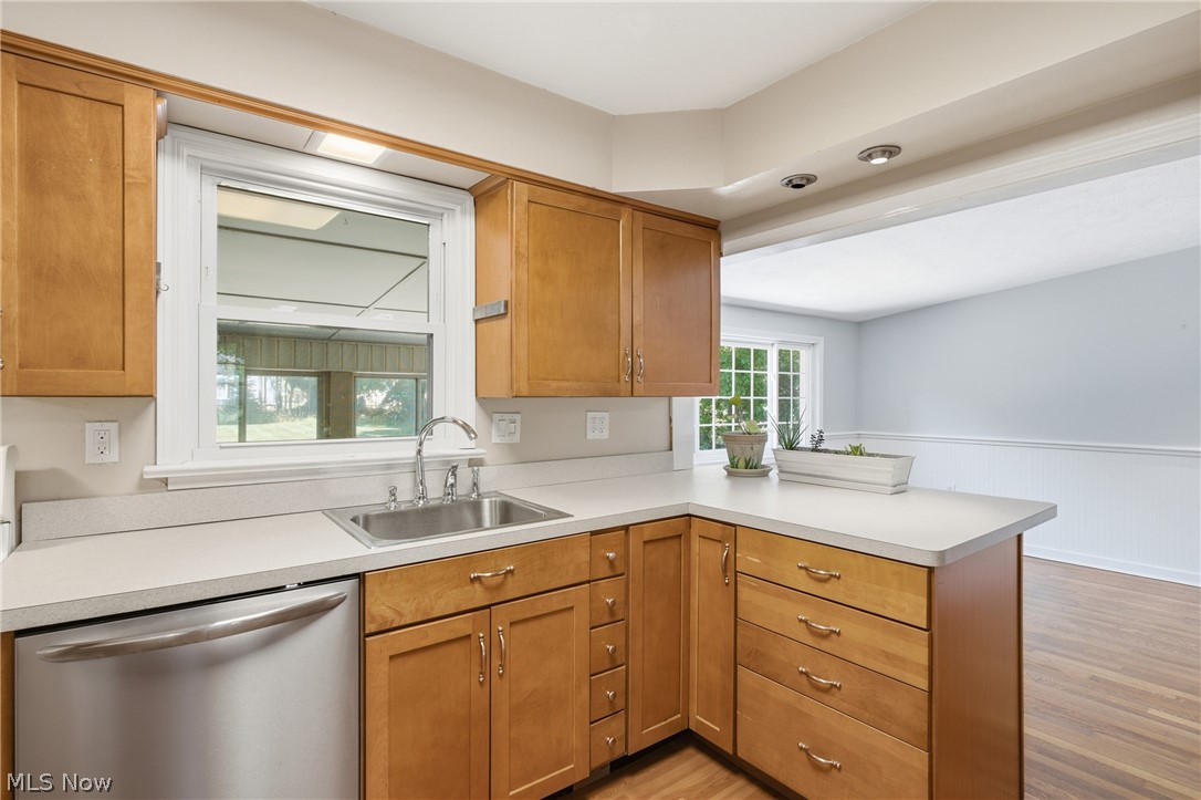 30210 Wolf Road Bay Village OH 44140