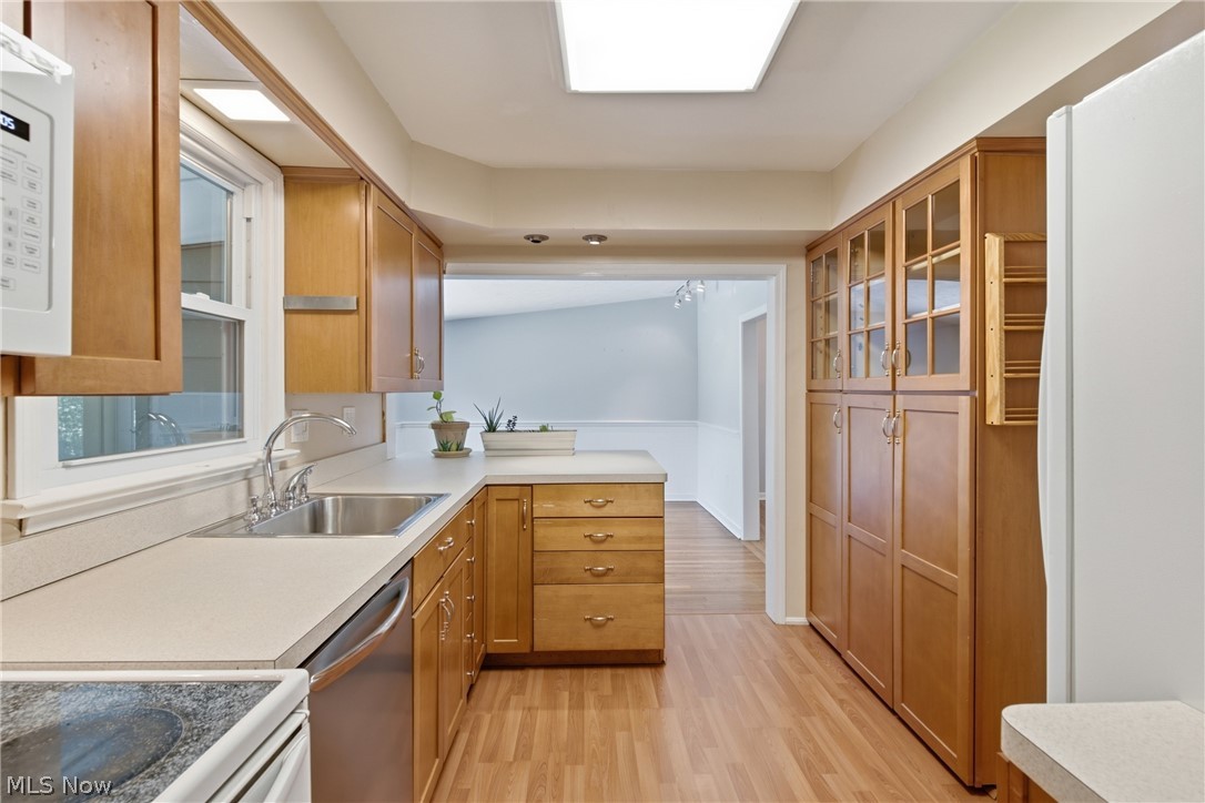 30210 Wolf Road Bay Village OH 44140