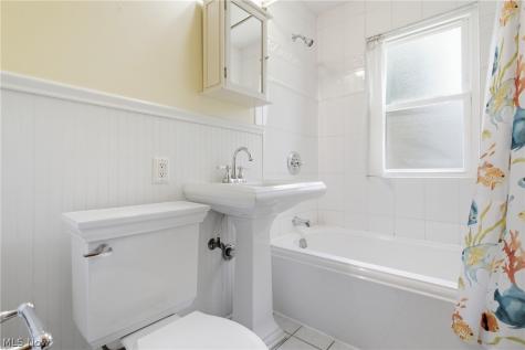 30210 Wolf Road Bay Village OH 44140