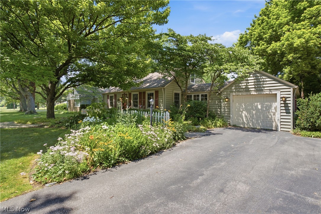 30210 Wolf Road Bay Village OH 44140