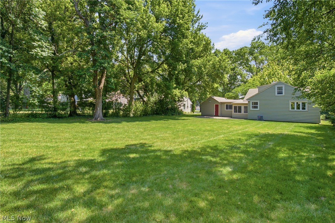 30210 Wolf Road Bay Village OH 44140