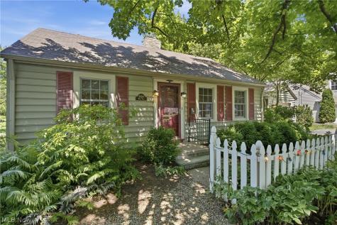 30210 Wolf Road Bay Village OH 44140